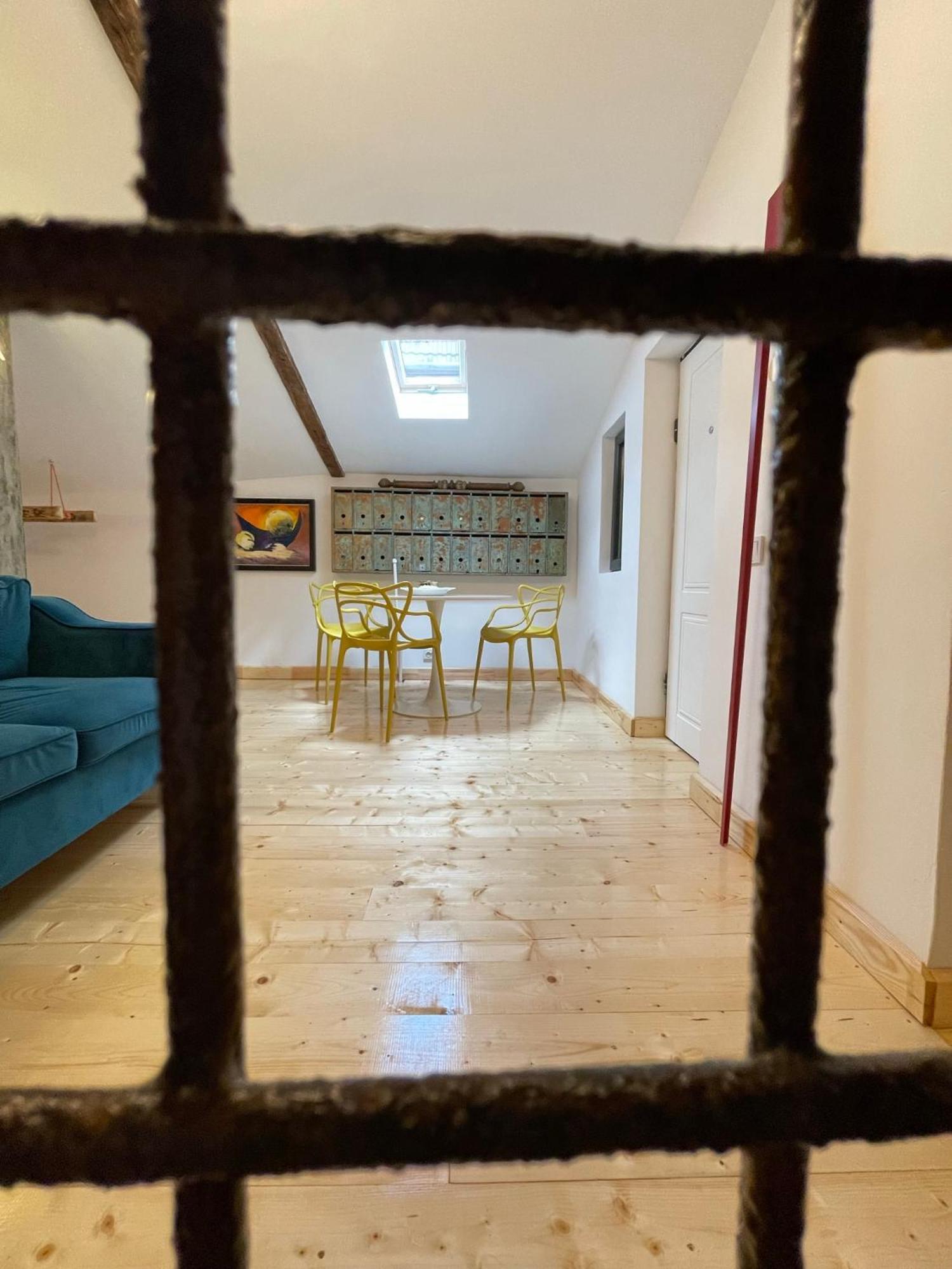 Apartament Art Cluj エクステリア 写真